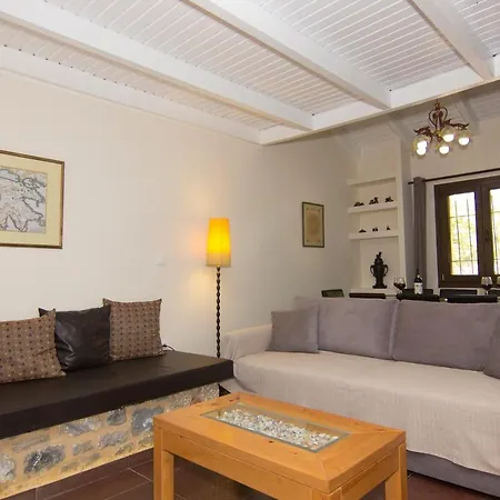 Belles Maisons Holiday home