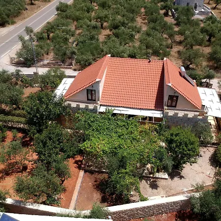 Belles Maisons * Agios Nikolaos (Mani)
