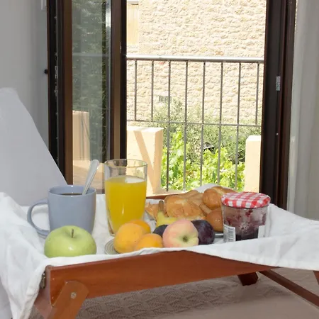 Belles Maisons Holiday home